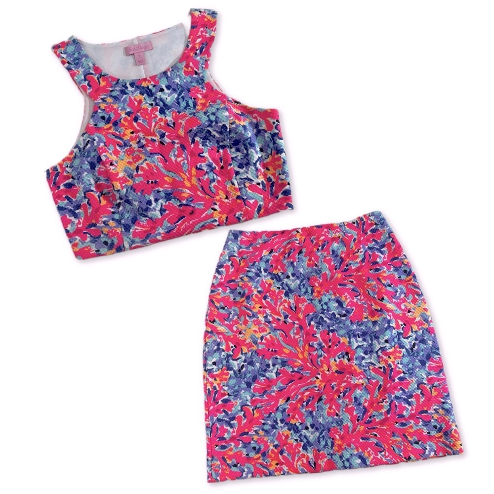 Lilly Pulitzer 2 piece set with skirt, size small